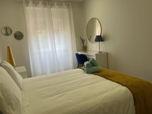 Fantastic 1 Bedroom Apartment At Roma Avenue - 1B Лиссабон Экстерьер фото